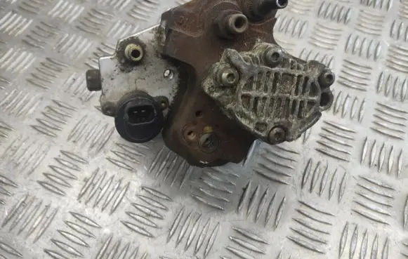 Ford Focus C-MAX Fuel injection high pressure pump 9651844380 0445010089 042154