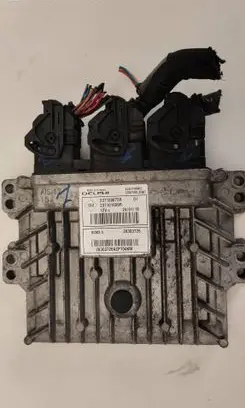Renault Clio III Engine control unit/module 237100875R 28303726 237101689R