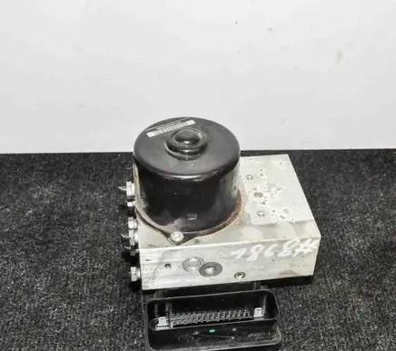 Mercedes-Benz C W203 ABS Pump