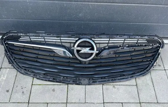 Opel Mokka X Front grill