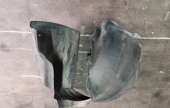 Volvo XC60 Front wheel arch liner splash guards
