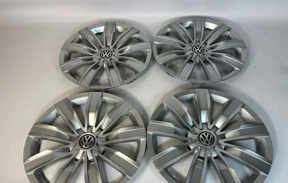 Volkswagen Tiguan R17 wheel hub/cap/trim 5NA601147