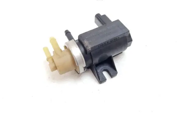 Peugeot 508 Vacuum valve 9672875080