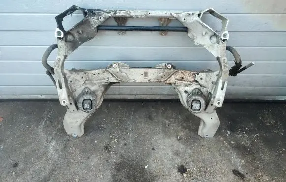 BMW X1 E84 Front subframe 31116785639 31116780846 31106777716