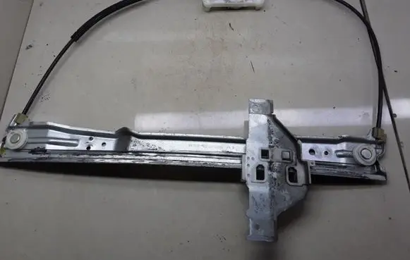 Citroen C4 I Front door electric window regulator 997019102
