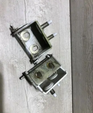 Tailgate/trunk/boot hinge