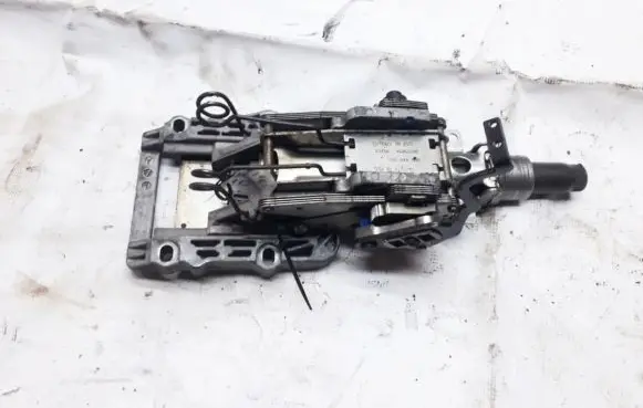 Audi A4 S4 B5 8D Steering wheel axle 8D0419502 30155234