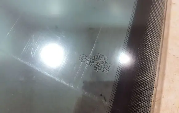 Audi A8 S8 D2 4D Rear door window glass 4D0845026C