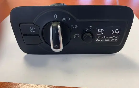 Volkswagen Touareg I Light switch 7P6941431E 748501240001 1207120429