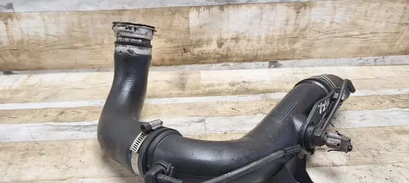 Toyota Corolla Verso AR10 Intercooler hose/pipe 173620R011