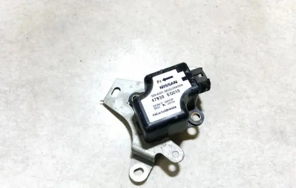 Nissan X-Trail T30 ESP acceleration yaw rate sensor 47930eq010
