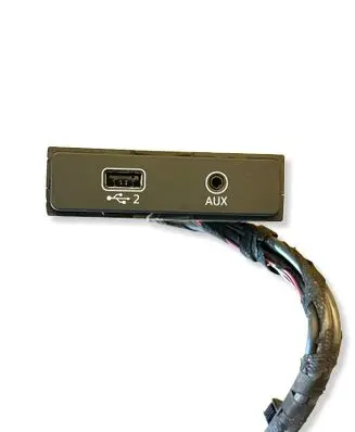 Audi A4 S4 B9 AUX in-socket connector 8W0035708