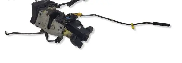 Ford Mustang V Front door lock 
