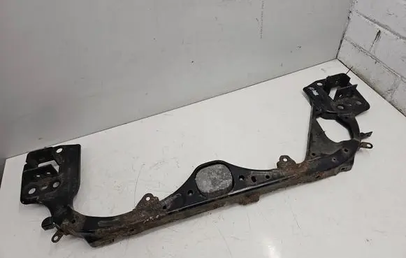 Audi A6 S6 C6 4F Radiator support slam panel bracket 