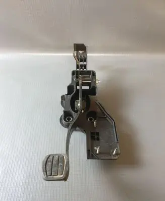 Toyota Proace Brake pedal 9805801280