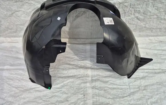 Volvo XC40 Front arch 32462488