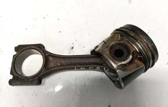 Piston with connecting rod