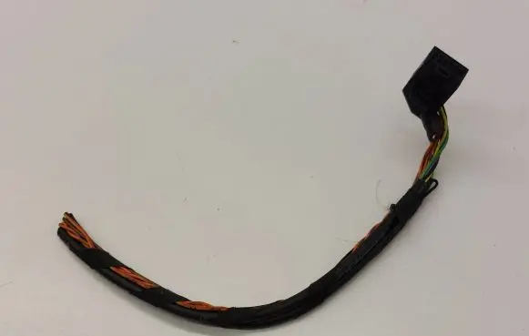 Volkswagen Tiguan Other wiring loom 8E0972112