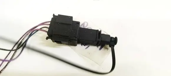 Volkswagen Transporter - Caravelle T4 Brake pedal sensor switch 1J0945511A