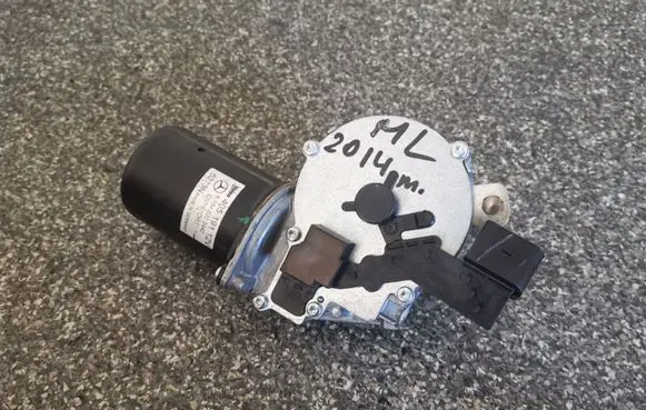 Mercedes-Benz ML W166 Wiper motor A1648202442