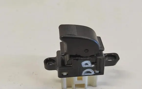 Mazda 6 Electric window control switch
