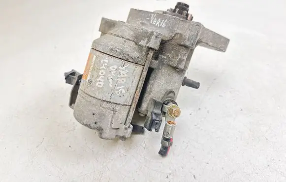 Toyota Yaris Starter motor 4280000570 4280033050