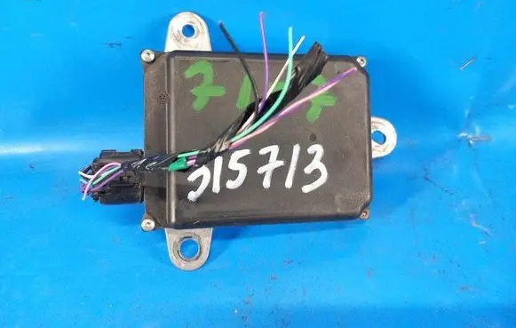 Toyota Prius xw60 Central body control module 881620W270