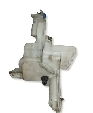 Volkswagen PASSAT B6 Windshield washer fluid reservoir/tank 
