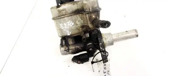 Master brake cylinder
