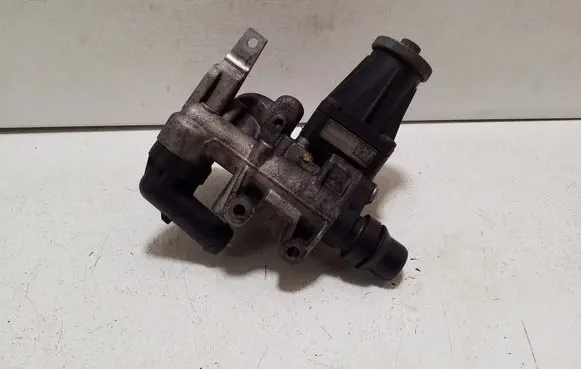 Land Rover Discovery Sport EGR valve G4D39D475BB