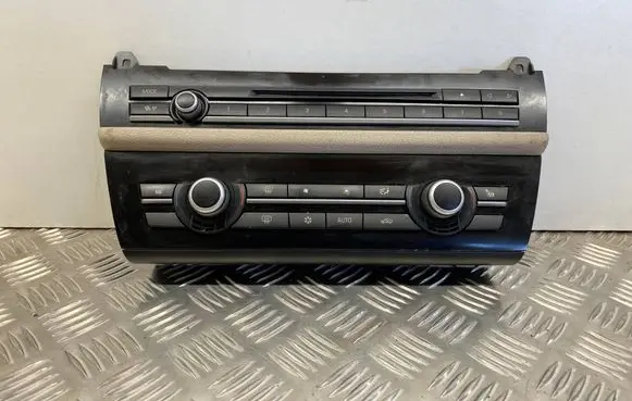 BMW 5 F10 F11 Climate control unit 9263757
