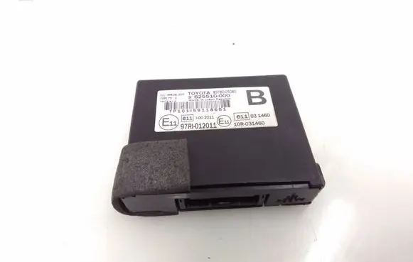 Toyota Avensis T270 Immobilizer control unit/module 8978005080 625510000
