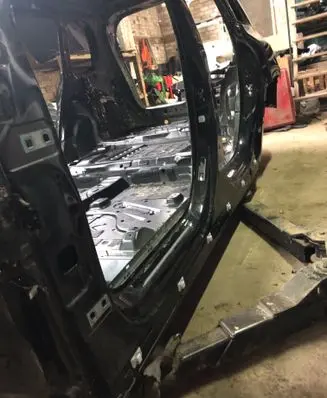 Mercedes-Benz EQB Front sill (body part) 
