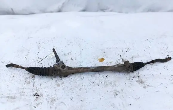 Toyota Auris 150 Steering rack 2830008