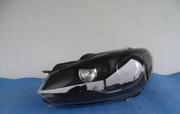 Volkswagen Golf VI Headlight/headlamp 5K1941751F