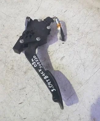 Subaru Outback Accelerator throttle pedal 36010AG140