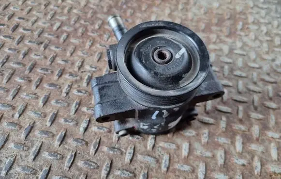 Power steering pump