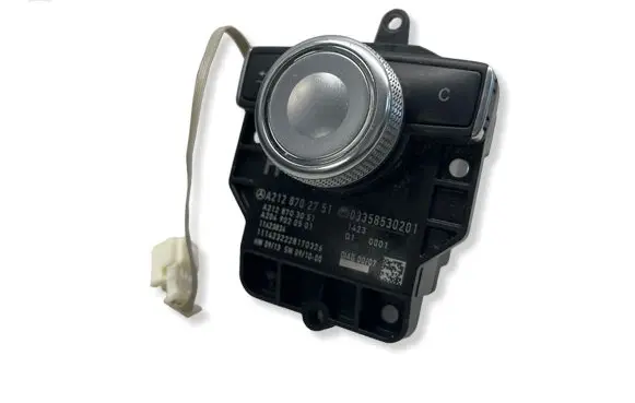 Mercedes-Benz E W212 Head unit multimedia control A2128702751 A2049020501 A2128703051