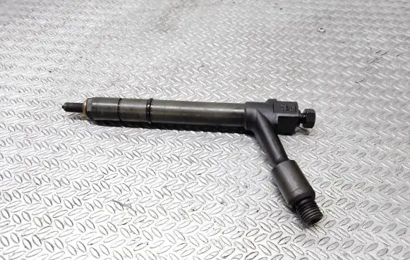 Opel Combo C Fuel injector TJBB01901D