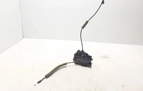 Renault Master III Front door lock 805022622R