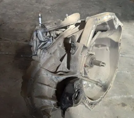 Renault Megane II Manual 6 speed gearbox TL4A001 7701700539