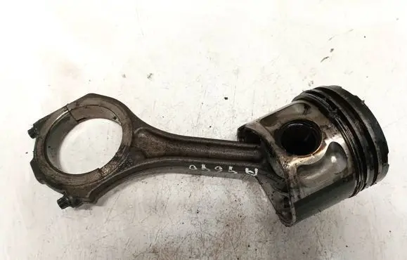 Audi A4 S4 B5 8D Piston with connecting rod 059f