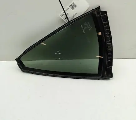 Lexus RZ Rear side window 6818846030