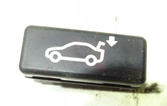 BMW X5M E70 Tailgate/boot open switch button 8375580