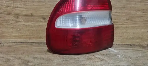Volvo S40, V40 Rear/tail lights