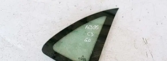 Citroen C3 Rear side window