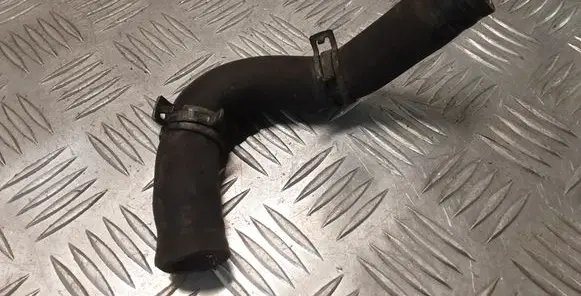 Volkswagen Touareg I Engine coolant pipe/hose