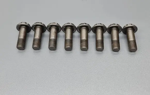 Honda Civic IX Flywheel bolts 