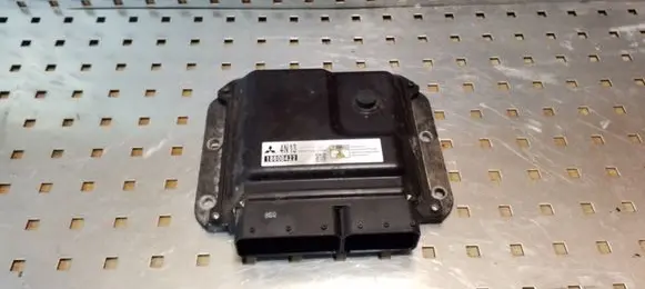 Mitsubishi ASX Engine control unit/module 1860B422 4N13 2758008907