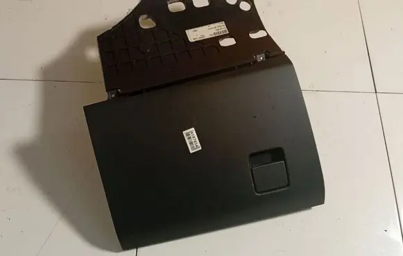Opel Signum Glove box 13151872